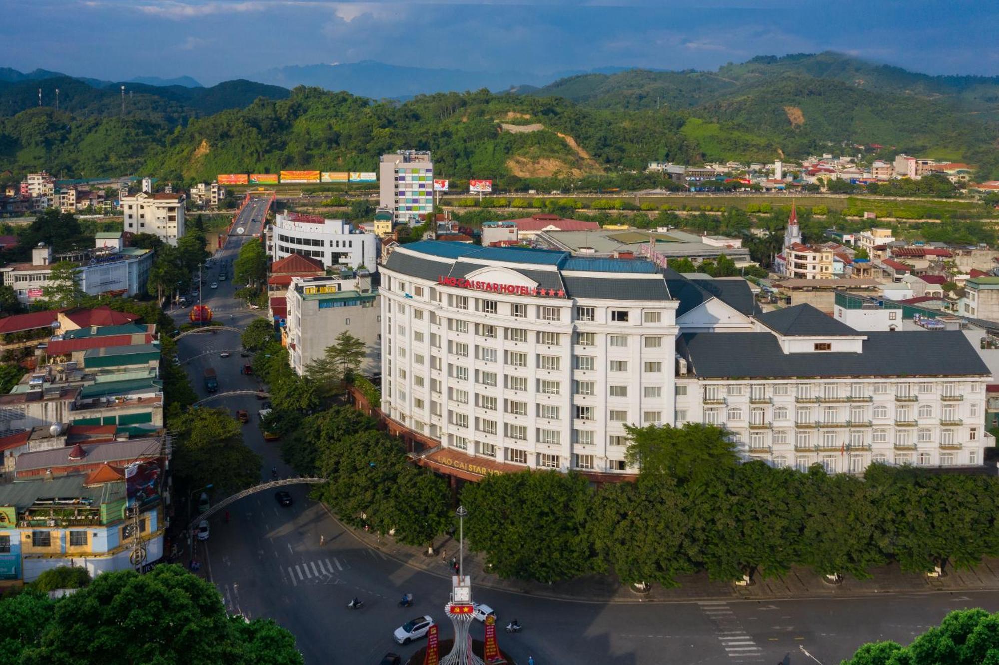 Lao Cai Star Hotel Екстер'єр фото